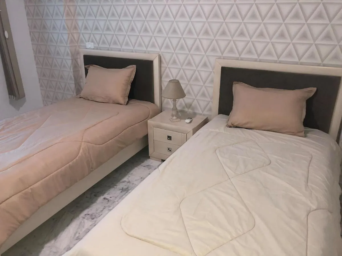 New Stylish And Spacious Apartment At Berges Du Lac 2 Tunes 0*,  Tunísia